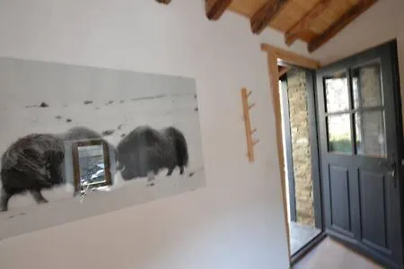 Skyfall Maison Valcebollere